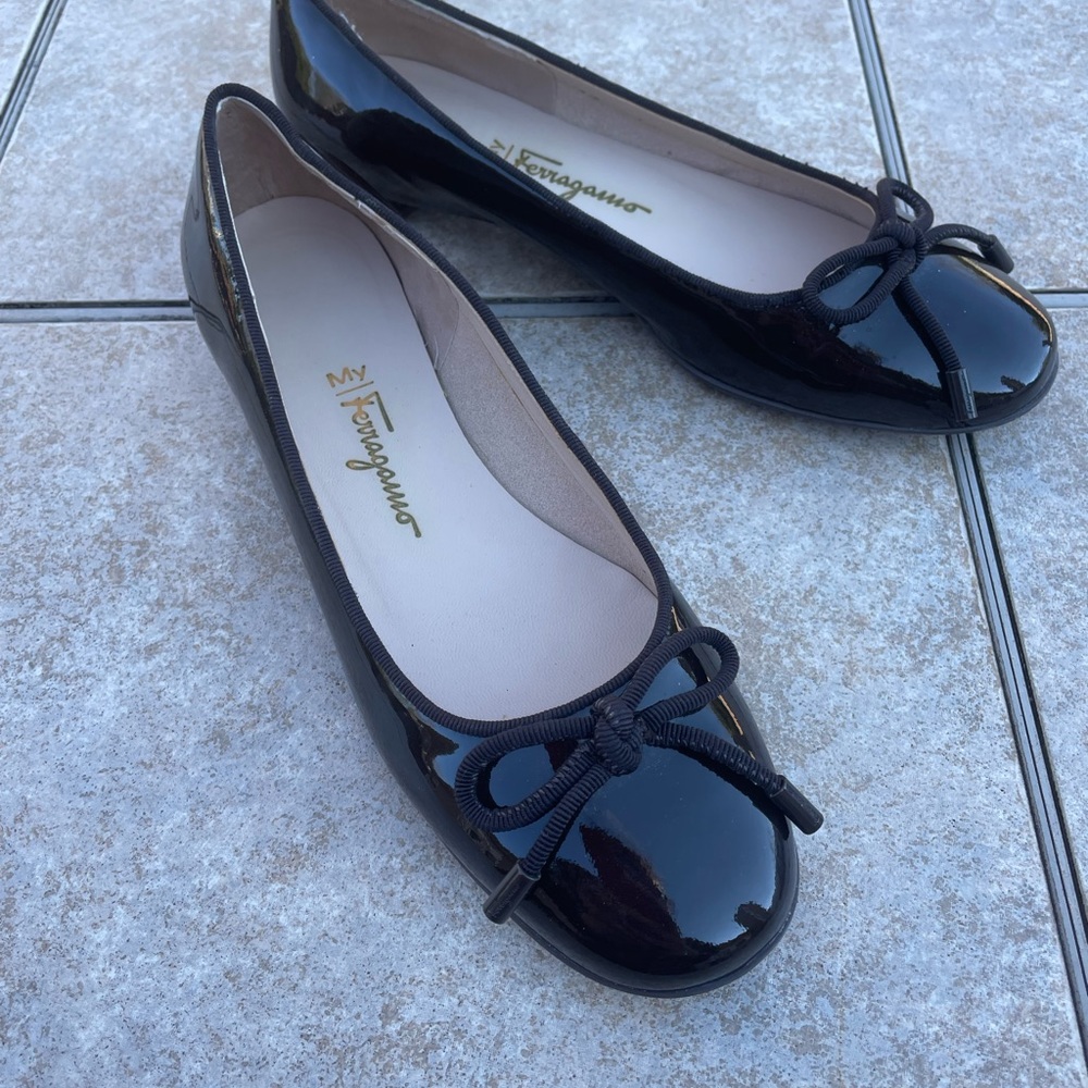Salvatore Ferragamo Black Patent Leather Ballet Flats - Picture 8 of 14